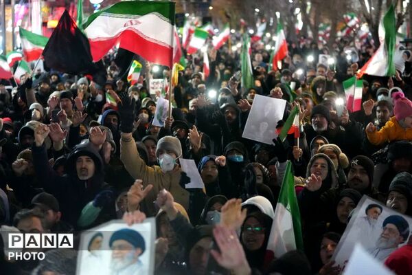 بیعت مردم ولایتمدار شهرستان فردیس با سیدمجتبی خامنه‌ای 