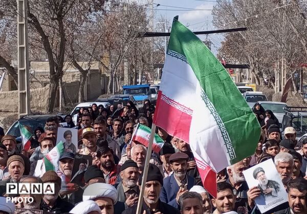 اجتماع مردمی در شهر غلامان