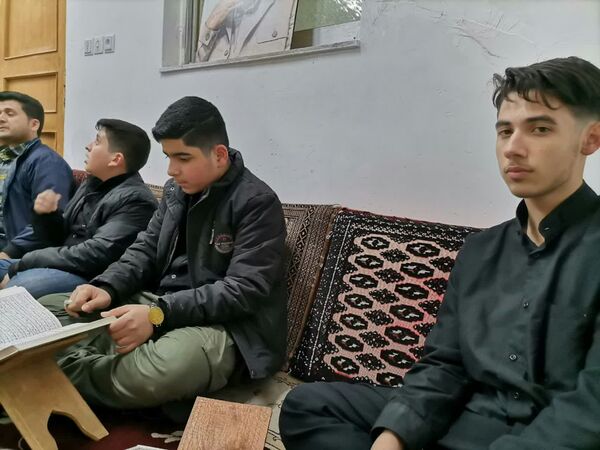 محفل انس با قرآن به‌مناسبت دهه فجر در کاشمر