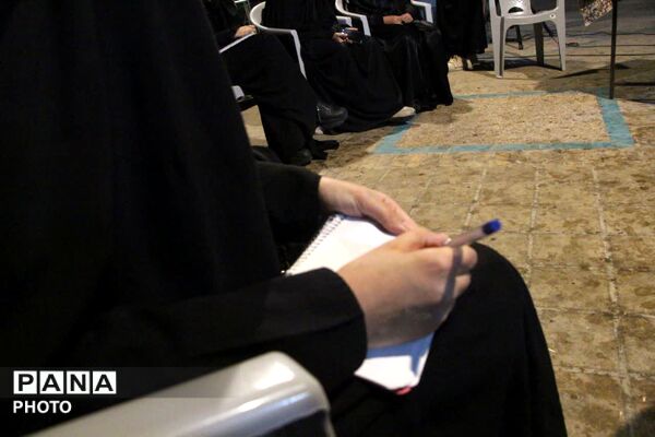 نوجوان مبارز؛ نسل نو، میدان‌دار خدمت در پارک آزادی