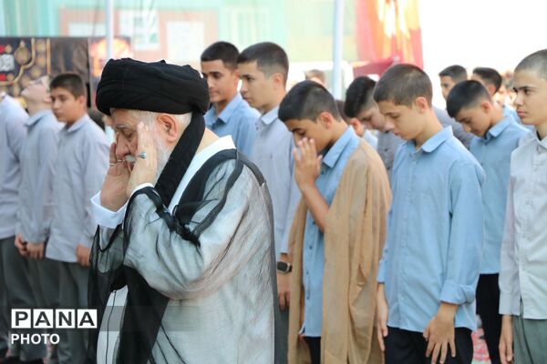 زنگ نماز در مدارس مشهد با حضور نماینده ولی‌فقیه در خراسان رضوی 