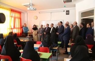 بازدید وزیر آموزش و پرورش از مدرسه خیرساز صادقین