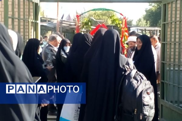 اعزام کاروان زیارتی راهیان نور لردگان 