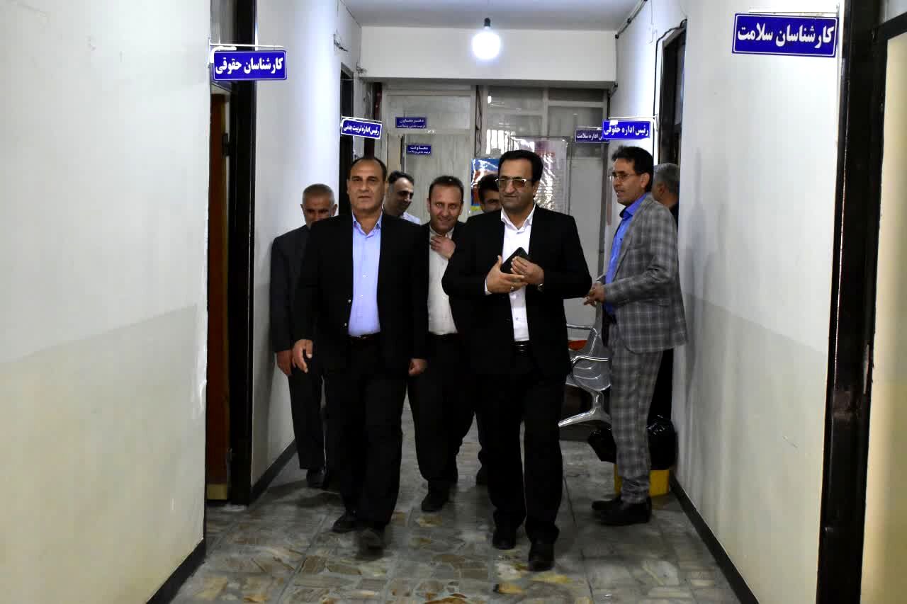 بازدید مدیرکل آموزش و پرورش کهگیلویه و بویراحمد از واحدهای اداری