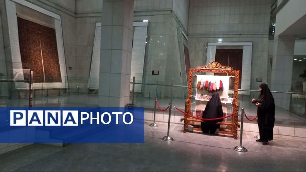  گنجینه فرش آستان قدس رضوی موزه‌ای به وسعت هنر ایرانیان