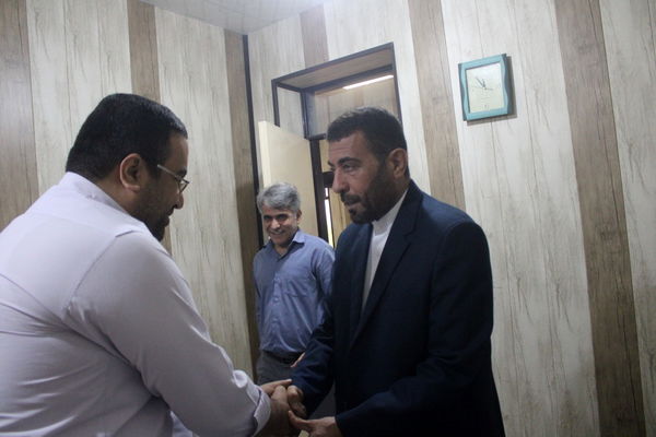 دیدار مدیرکل آموزش و پرورش استان بوشهر با همکاران و مسئولان به مناسبت عید نوروز