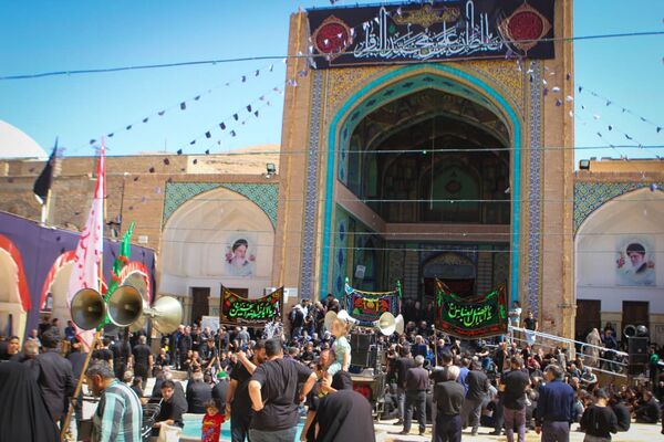 عزاداری رحلت پیامبر(ص) و شهادت امام حسن(ع) در صحن آستان مقدس سلطانعلی(ع) مشهداردهال کاشان