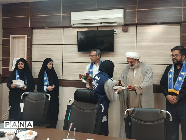 مراسم تجلیل از دانش آموزان فعال پانا ناحیه دو مشهد