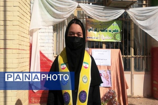 مراسم ولادت حضرت فاطمه زهرا (س) و روز مادر در دبیرستان شهید مجید دهنوی