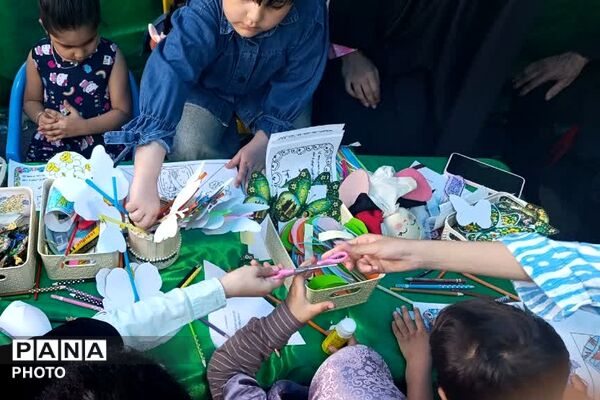 برپایی غرفه های مهدویت، فرهنگی هنری، بهداشت - سلامت، ورزشی و بسیج فرهنگیان در چهاردانگه