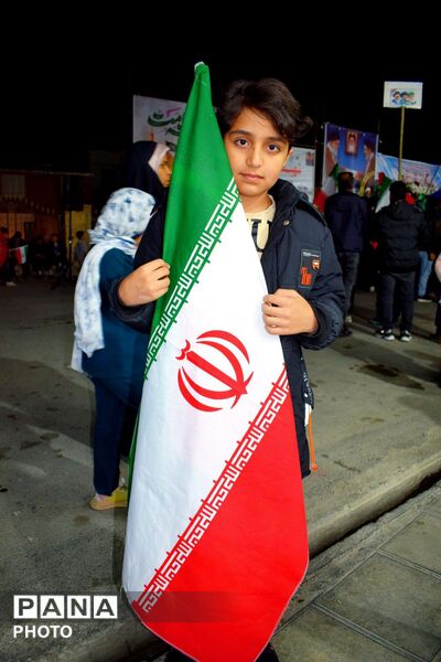 پنجاهمین شب و میدان داری دختران در ملایر