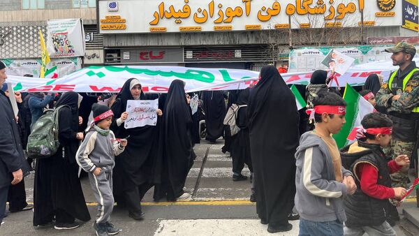 راهپیمایى ٢٢ بهمن در چهل و هفتمین سالگرد پیروزى انقلاب اسلامى