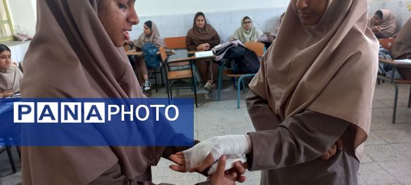 برگزاری کلاس‌های آموزشی هلال‌احمر 