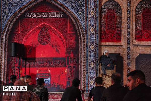 حرم شهدای گمنام آباده؛ میعادگاه دلدادگان حسینی