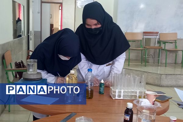 برگزاری مرحله استانی مسابقات علوم آزمایشگاهی ویژه دانش‌آموزان شهرستان‌های تهران