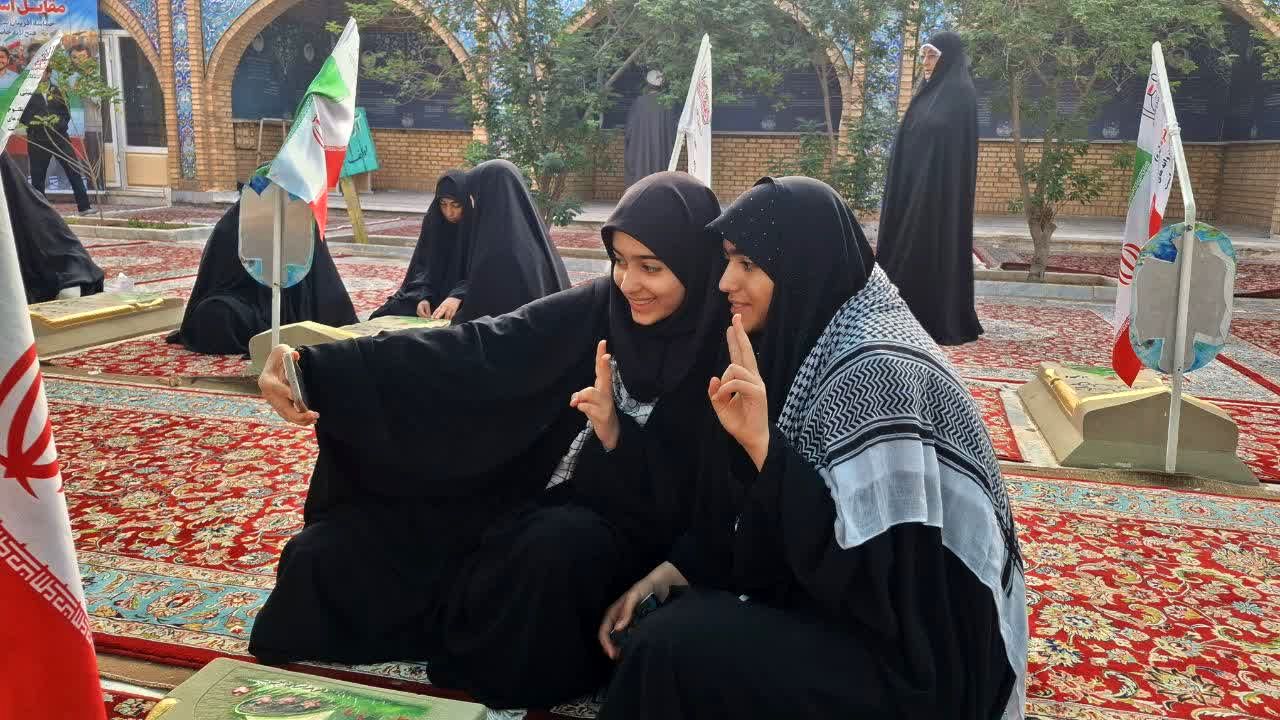 حس و حال دختران دانش‌آموز قم در اردوی راهیان نور