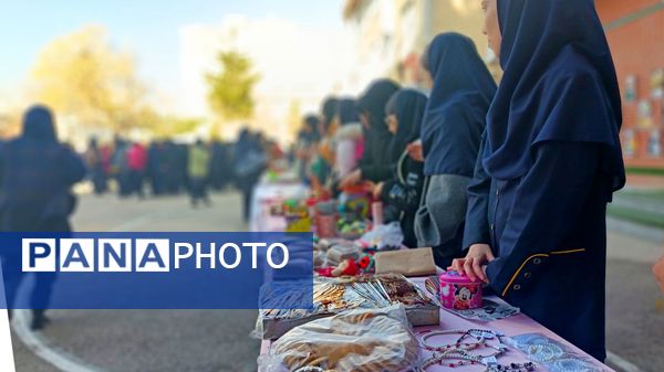 بازارچه کار و فناوری در دبیرستان کوثر فرهنگیان