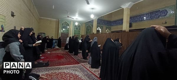 مراسم احیاء سومین شب قدر در مسجد امام حسین(ع) شهرستان پلدختر 