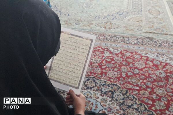 تاکید خطیب جمعه بر ضرورت همدلی قوا برای گره‌گشایی از مشکلات کشور