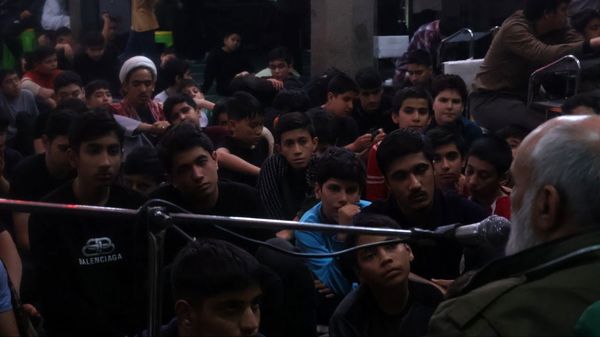 طنین ندای یازینب، آرامش‌بخش قلب‌های معتکفین 