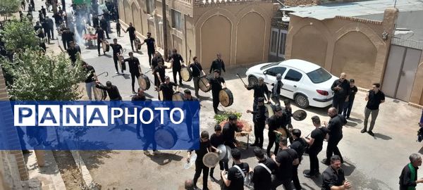 مراسم عاشورای حسینی در روستای بزنجرد