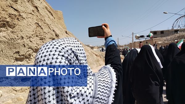 طنین شعار انا علی العهد یا قدس در شهرستان مروست