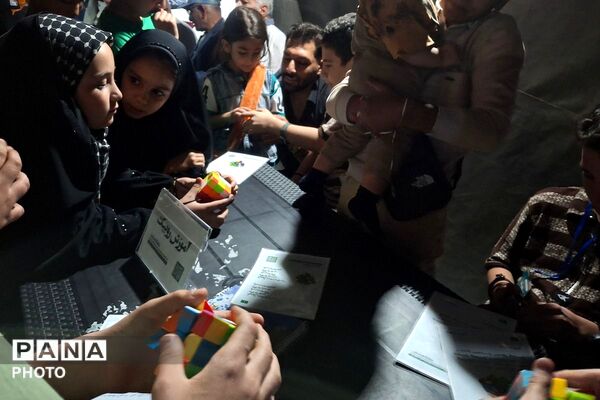 اجتماعات شهروندان فاز چهار اندیشه در میدان شهدای گمنام