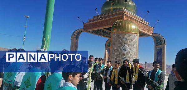 غبارروبی گلزار شهدا 