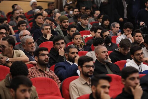 همایش تقدیر از مادران و همسران شهدا در دانشگاه قم