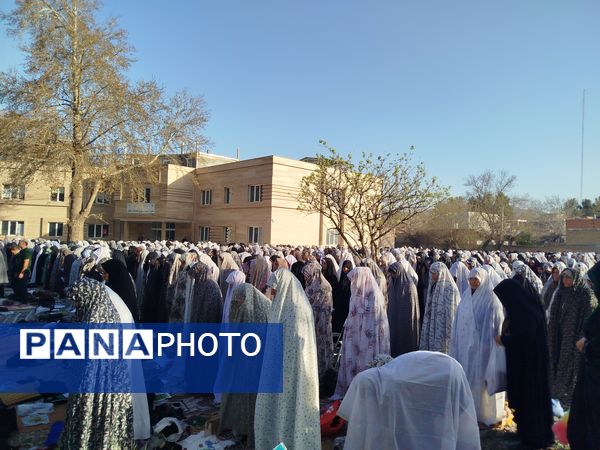 برگزاری نماز عید فطر در باغ ملی آشخانه