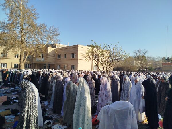 برگزاری نماز عید فطر در باغ ملی آشخانه