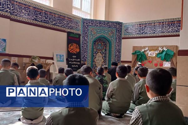 اقامه نماز جماعت و محافل انس با قرآن در مدارس فیروزکوه