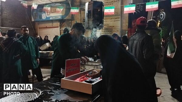 چایخانه فاطمه الزهرا در چهل و ششمین شب از اجتماعات مردمی نیشابور 