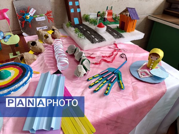 هفته پژوهش در دبستان توفیق شهرستان رباط کریم