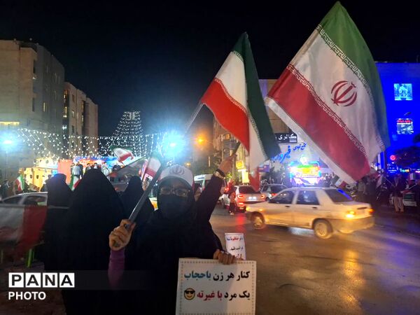 هفتاد و دومین شب بیعت مردم مبعوث شده ایران با رهبر فرزانه