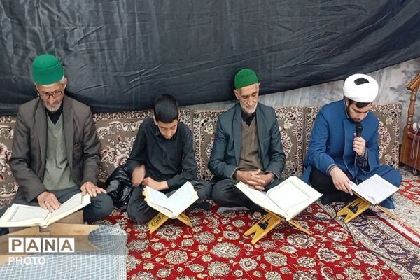 جزء خوانی قرآن در ماه مبارک رمضان  مسجد جامع شهر بار نیشابور 