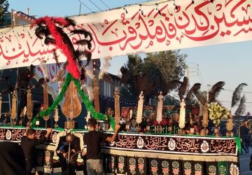 ایام ماه محرم با عطر عشق به اهل بیت در شهرستان بن