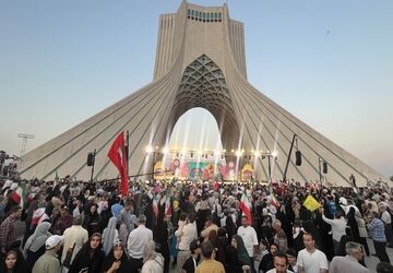 روایت مردم از مهمانی ۱۰ کیلومتری غدیر؛ تهران در جشن ولایت