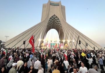 روایت مردم از مهمانی ۱۰ کیلومتری غدیر؛ تهران در جشن ولایت