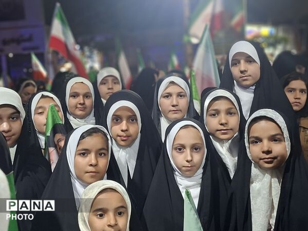 آوای سپاس معلم؛ بیعتی دوباره با رهبری در هفته‌ای پر از عشق به علم و آموزش