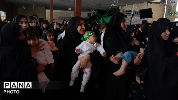  مراسم باشکوه شیرخوارگان حسینی در مسجد جامع درگزین