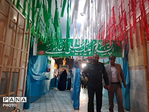 حضور گسترده مردم شهر نیر در جشن زیر سایه خورشید