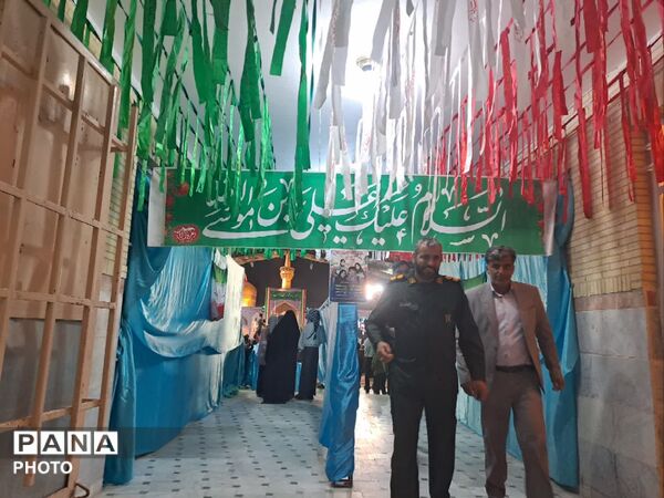 حضور گسترده مردم شهر نیر در جشن زیر سایه خورشید