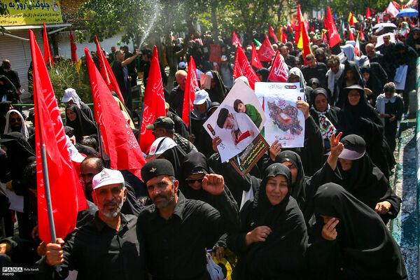 مراسم تشییع پیکر مطهر رهبر شهید انقلاب در تهران - 4