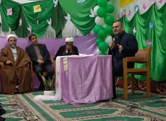 مراسم معنوی اعتکاف در گلوگاه 