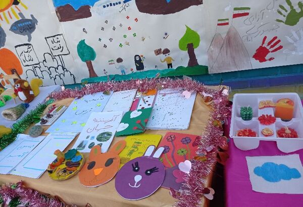 جشنواره ماها در دبستان ربابه هاشمیان یزدی شیروان