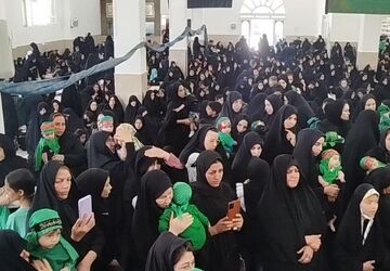 تجلی ارادت مادران بهمن در همایش شیرخوارگان حسینی
