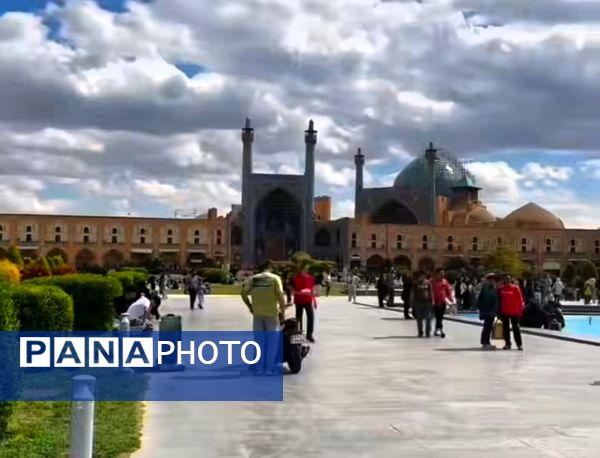 کاروانسرای شاه عباسی اصفهان در ایام نوروز 