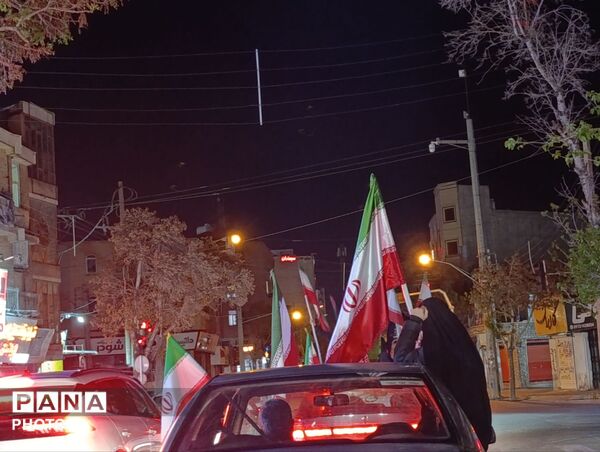 موشک خیابان و تنگه هرمز گلوی دشمن را فشرده است