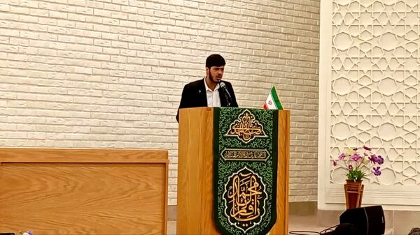نشست صمیمی جوانان با حضرت آیت الله نورمفیدی